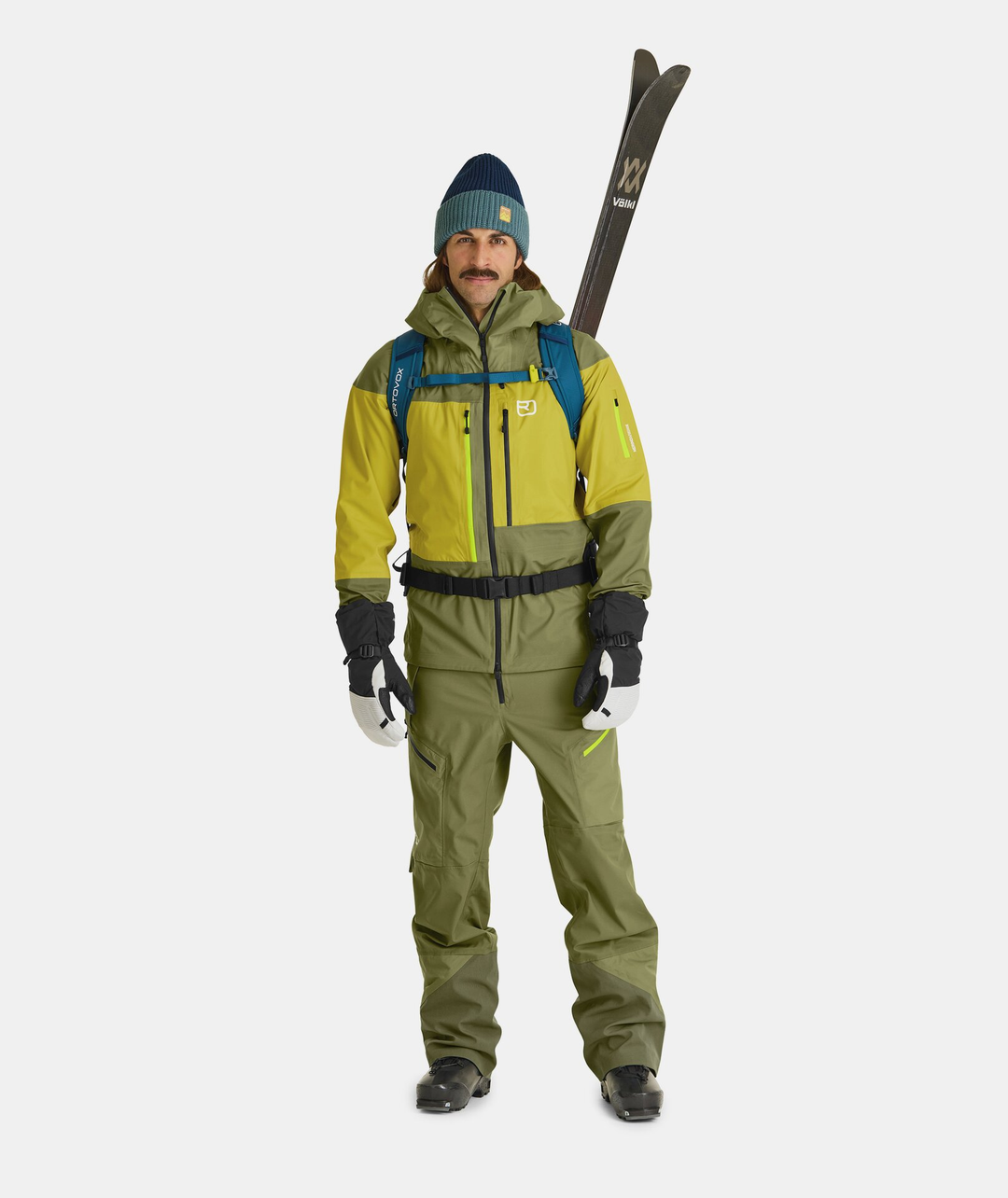 Free Rider 22 compact freeride backpack with flexible and ergonomic design.