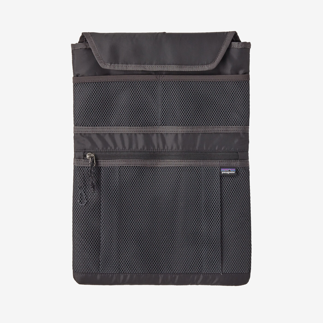 Refugio Day Pack 30L with removable padded laptop sleeve.
