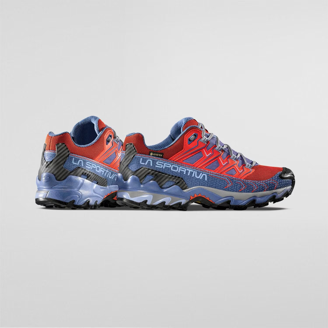 Ultra Raptor II Woman Gtx mountain hiking shoes with GORE-TEX, abrasion-resistant mesh, and FriXion® White sole.