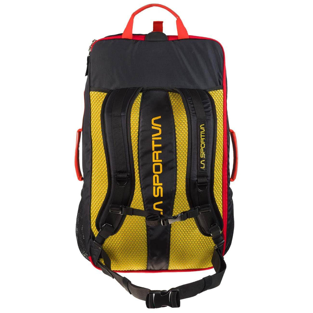Travel bag with multiple compartments in nylon and PVC, standard carry-on size, 45L capacity.