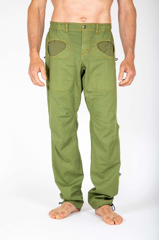 Urban climbing pants, Rondo Flax2, in green flax and organic cotton with adjustable cuffs and waist.