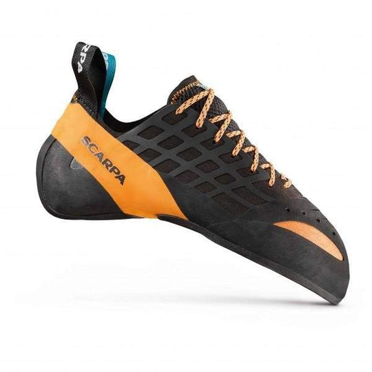Istinct Black climbing shoe with aggressive hooking design and Vibram XS Edge sole.
