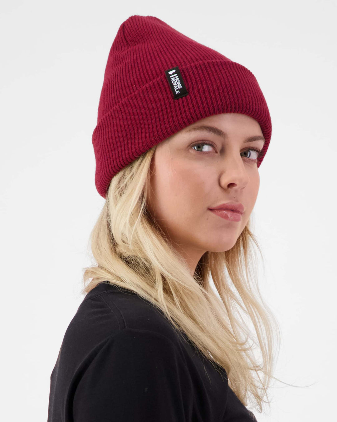 Mons Royale Chunky Logger Merino Beanie - Cherry – vista aggiuntiva 2