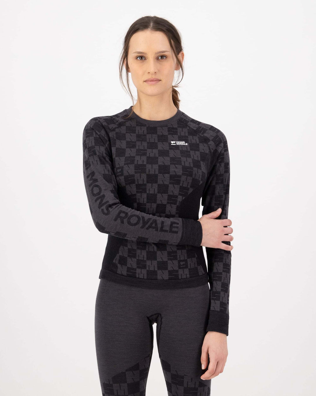 Mons Royale Ascender Merino Base Layer Long Sleeve donna Forged Iron/Black 100809-1171-913, dettaglio della vestibilità