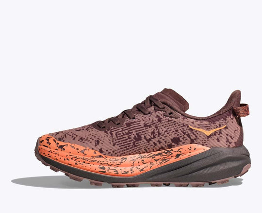 Trail running shoe Speedgoat 6 GTX with GORE-TEX membrane and Vibram Megagrip sole.