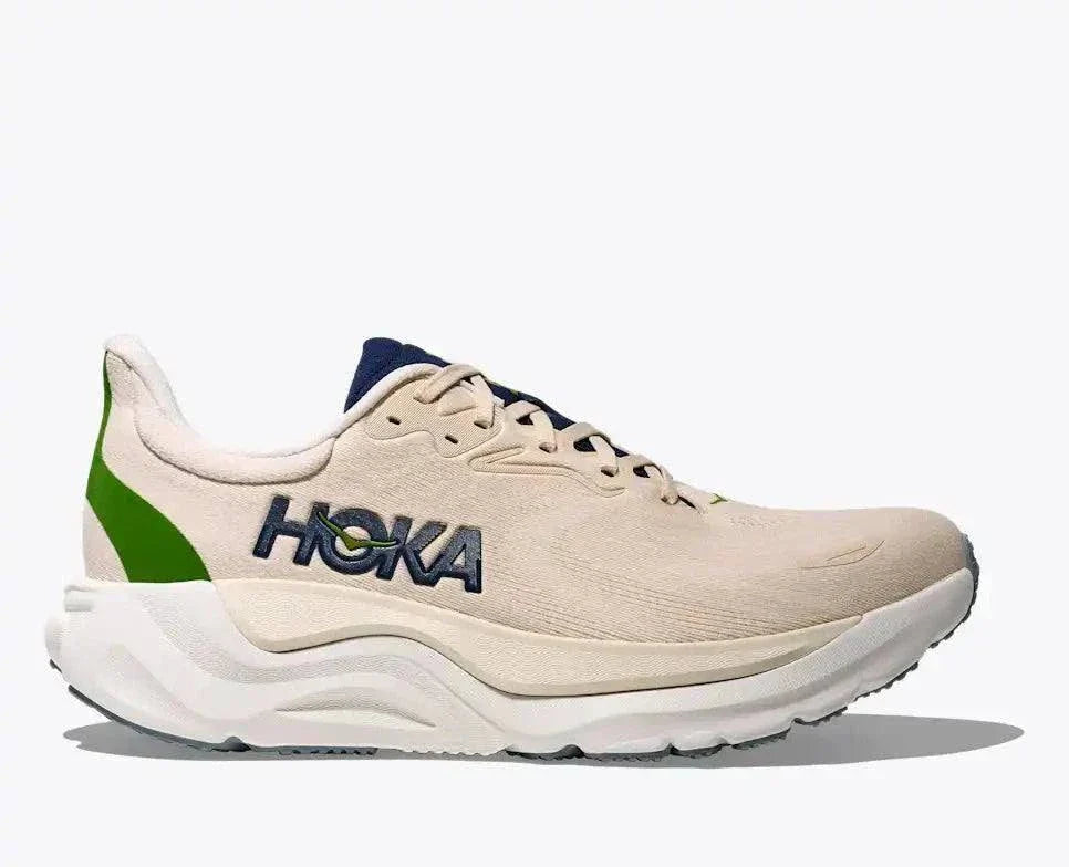 Scarpa per stabilità M Arahi 8 con tecnologia H-Frame™ e ammortizzazione avanzata per corsa su strada
