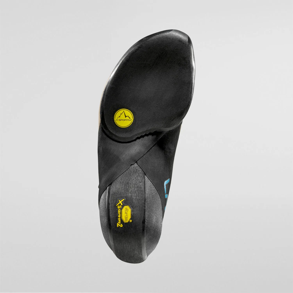 Futura Chalk climbing shoe with No-Edge® technology and Vibram® XS Grip2 sole.