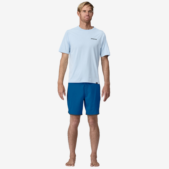 M's Hydropeak Scallop Boardshorts (18 In.) in blue, quick-drying, lightweight, stretchy fabric; perfect for surfing and water sports.