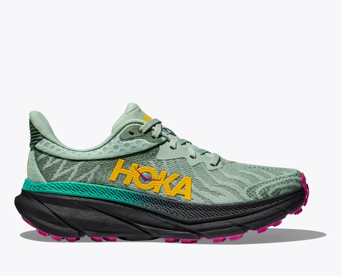 W Challenger Atr 7 trail and road running shoe with mesh upper and durable rubber sole