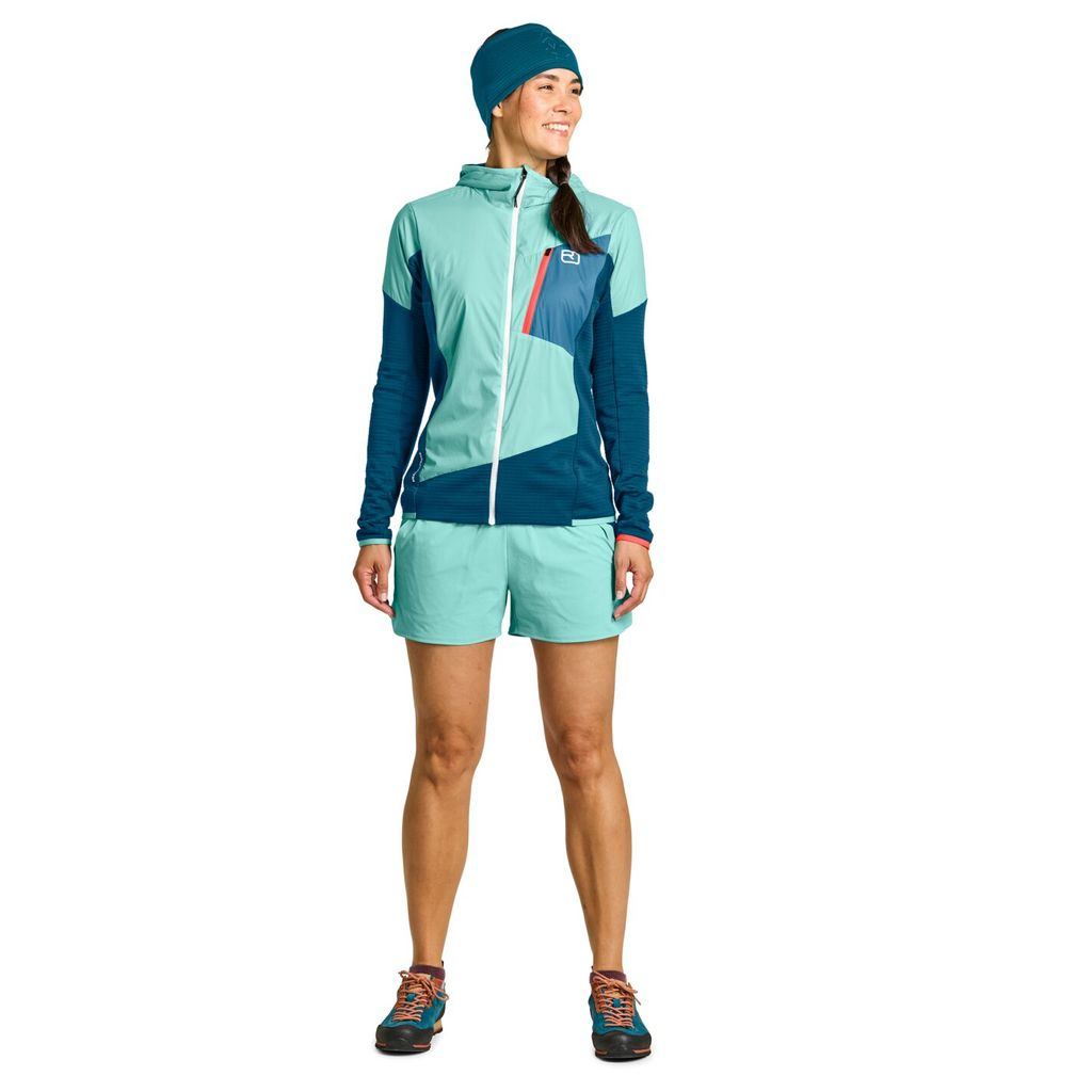 Ladiz Hybrid Jacket W for women, functional Merino jacket with windproof inserts, ideal for alpine use.