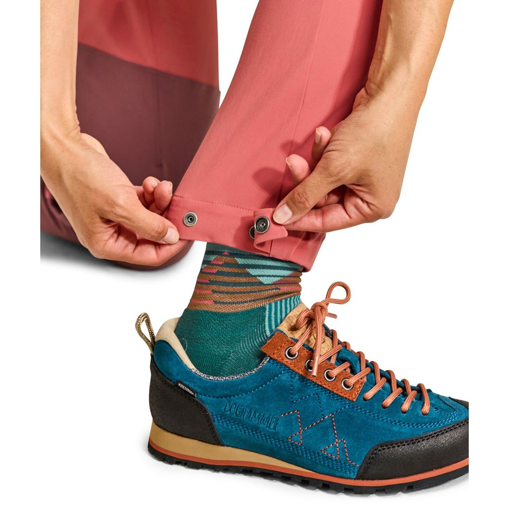 Vajolet Pants W, lightweight climbing pants with adjustable hem settings, perfect for outdoor activities.