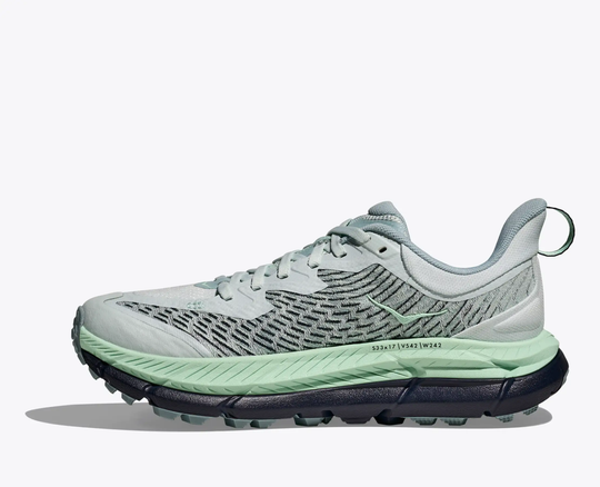Trail running shoe, Mafate Speed 4, with breathable mesh and cushioned PROFLY midsole.
