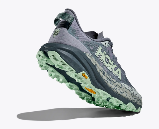Trail running shoe Speedgoat 6 with Vibram Megagrip outsole, designed for technical terrains.