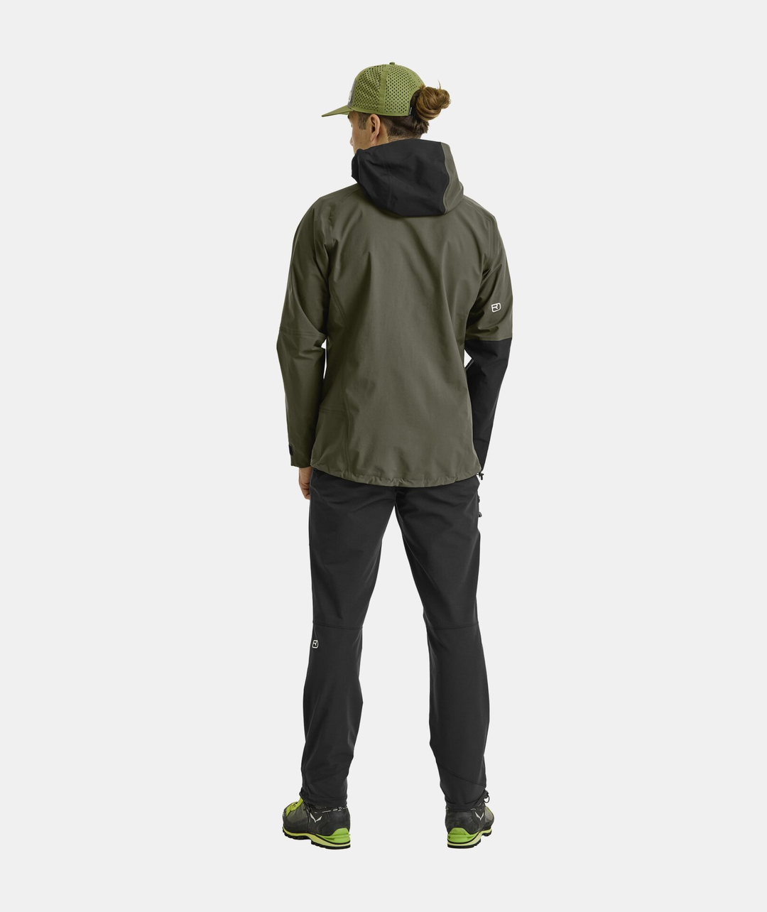SECEDA 3L Jacket M - versatile mountain hardshell, windproof, waterproof, ergonomic design, adjustable hood, and cuffs.