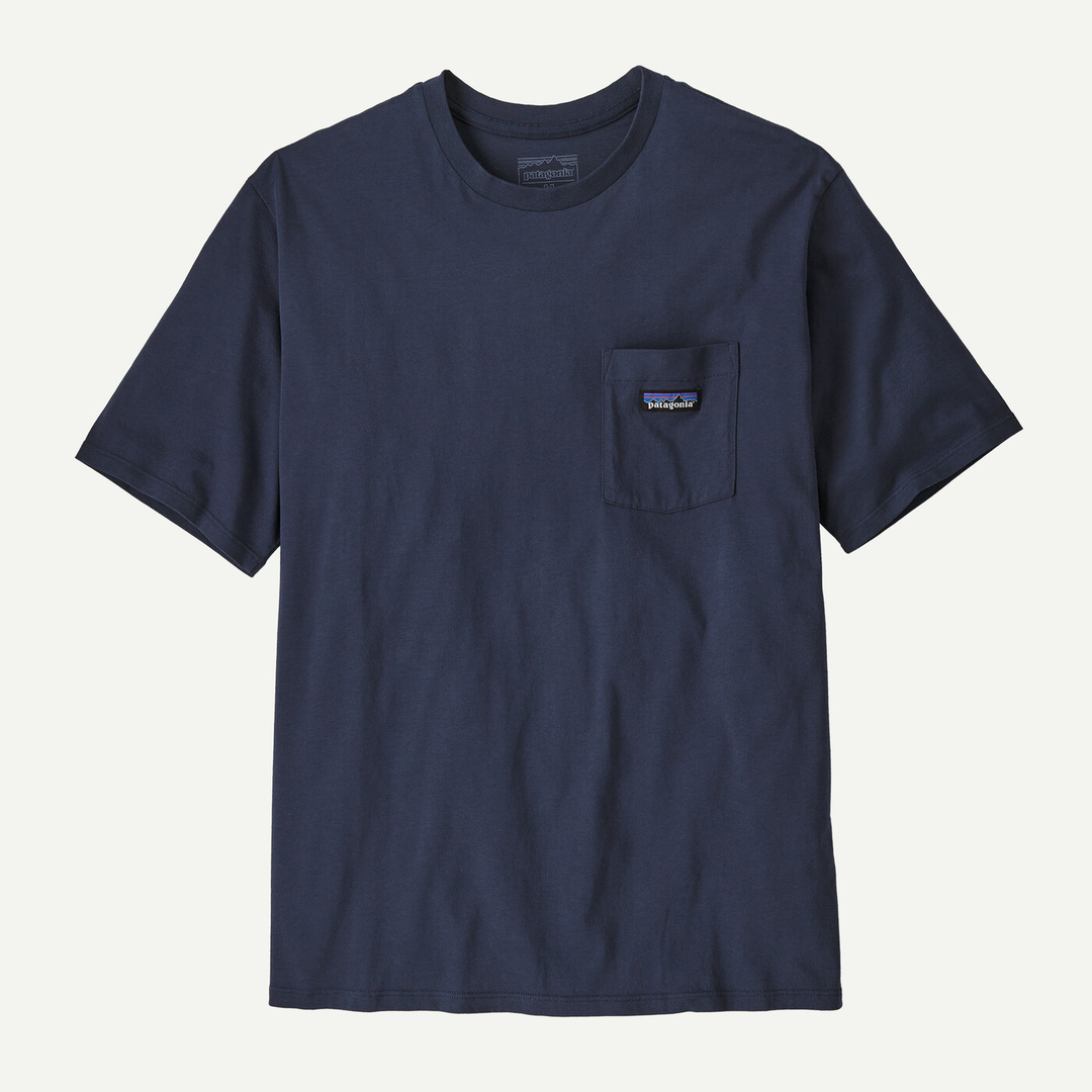 M's Daily Pocket Tee, navy blue, 100% Cotton in Conversion, classic crewneck with chest pocket.