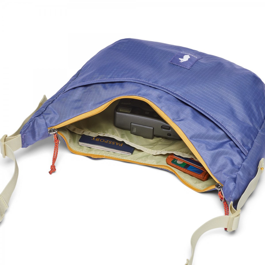 Trozo 8L Shoulder Bag