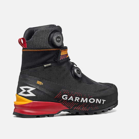 Winter hiking boots with BOA Fit System suitable for technical trails.