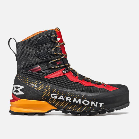 Alpinism boots Tower 3.0 Gtx with durable design and advanced traction.