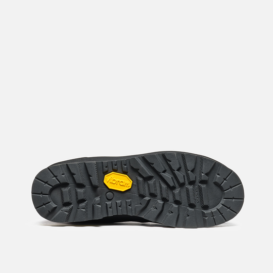 Nebraska II Gtx hiking boot sole with Vibram tread pattern.