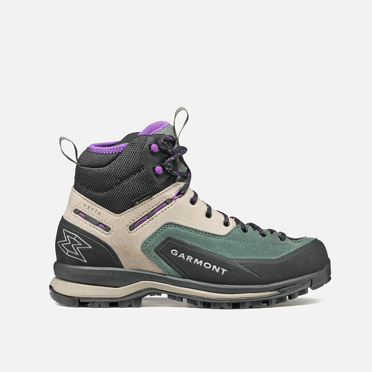 Vetta Tech Gtx Wms trekking boots, waterproof suede with extended lacing and comfortable fit.
