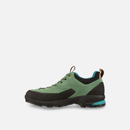 Dragontail WP waterproof hiking shoes in suede leather for comfort and control.