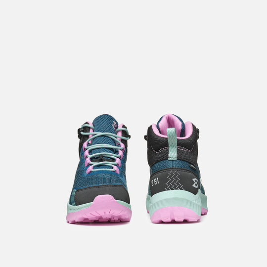 Kids' 9.81 Pulse Mid hiking shoes with waterproof G-DRY membrane and fast-lace system.
