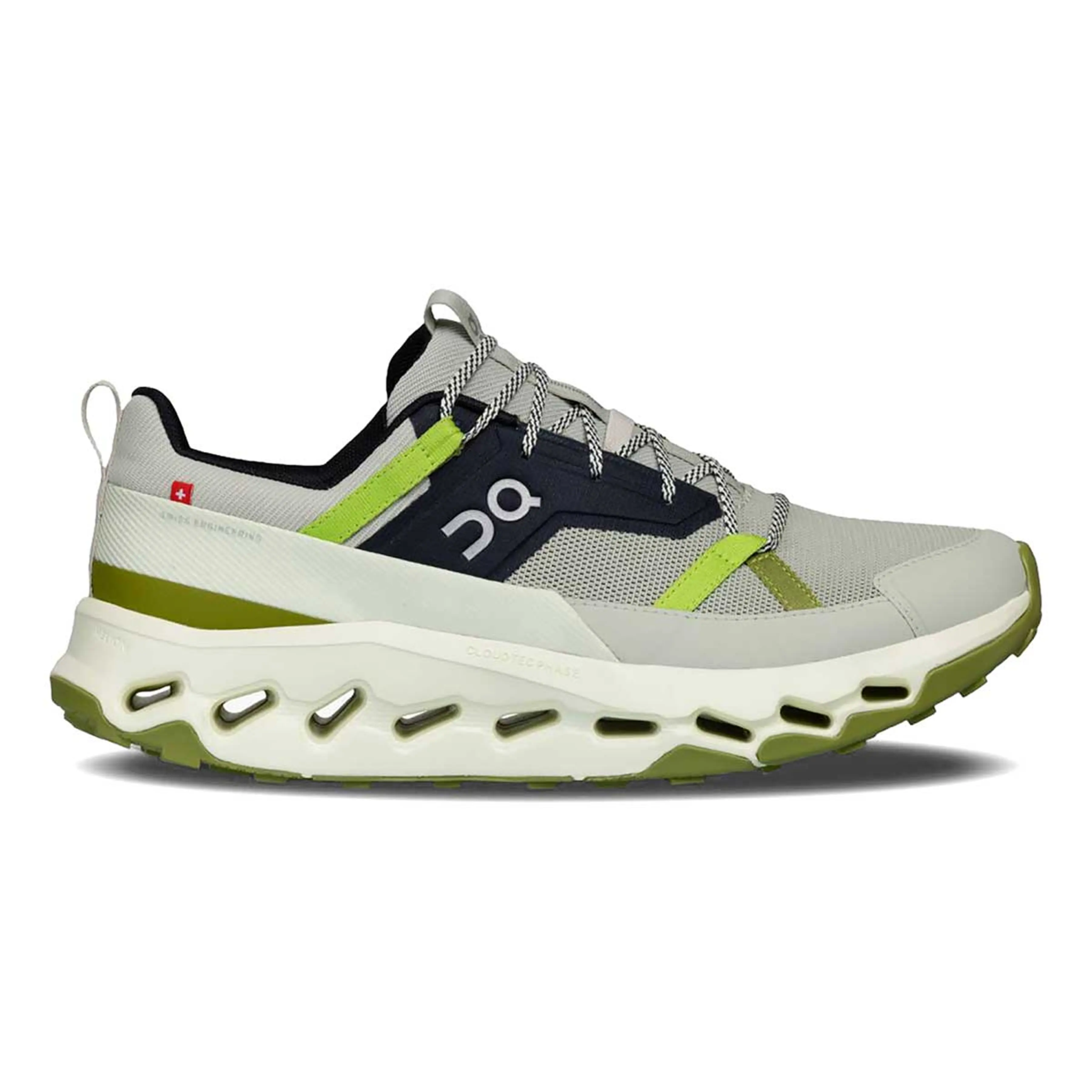 Cloudhorizon M trekking shoe with CloudTec Phase® technology and Missiongrip™ sole for moderate terrain.