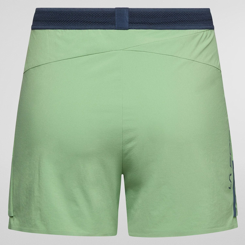 Lightweight, durable climbing shorts with elastic waistband and slim fit.