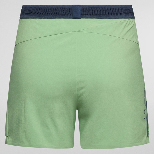 Lightweight, durable climbing shorts with elastic waistband and slim fit.