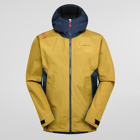 Lightweight, water-resistant Discover Shell Jkt M with hood and zip, designed for outdoor protection.