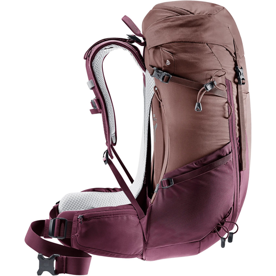 Backpack Futura 24 SL designed for women with ergonomic fit for comfort and ventilation.