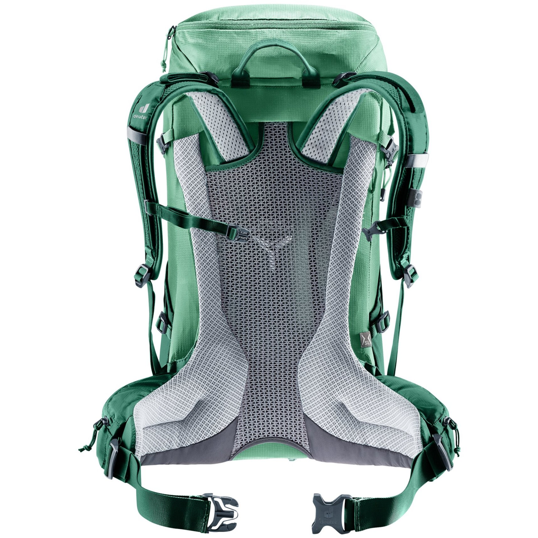 Futura 24 SL backpack with Aircomfort back system, green color, optimized for women's fit and multi-day hikes.
