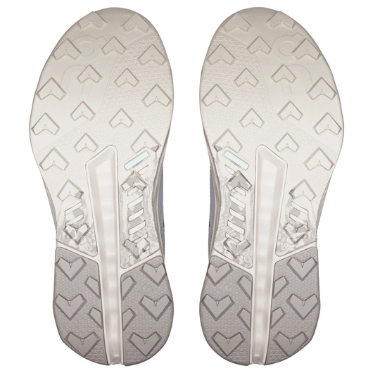 Cloudhorizon 2 W running shoe with ultra-reactive midsole, breathable mesh upper, reflective details, lightweight design, and enhanced grip for fast training sessions
