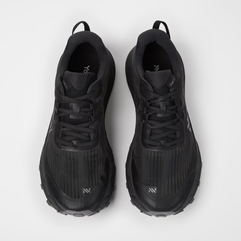 Cadí M trail running shoe with engineered mesh, soft cushioning, and Vibram Megagrip outsole for smooth to rolling terrains