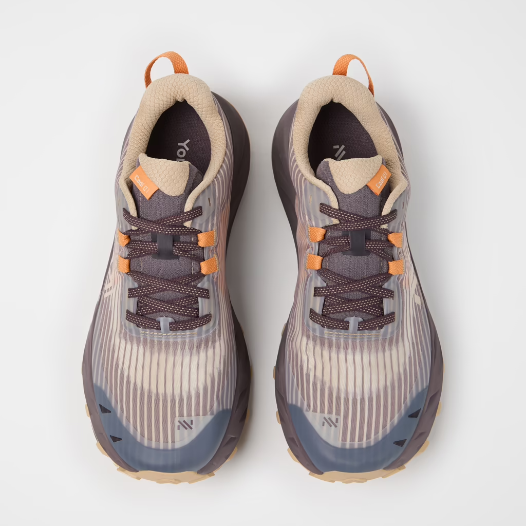 Cadí W trail running shoe with engineered mesh upper and Vibram Megagrip outsole for comfort and grip