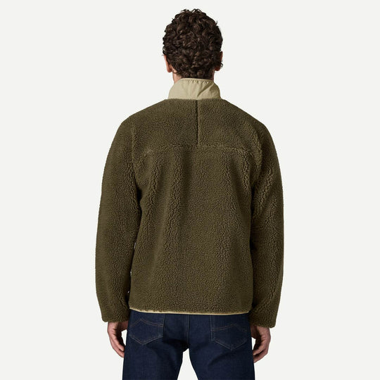 Patagonia Classic Retro-X Basin Green - indossato dietro
