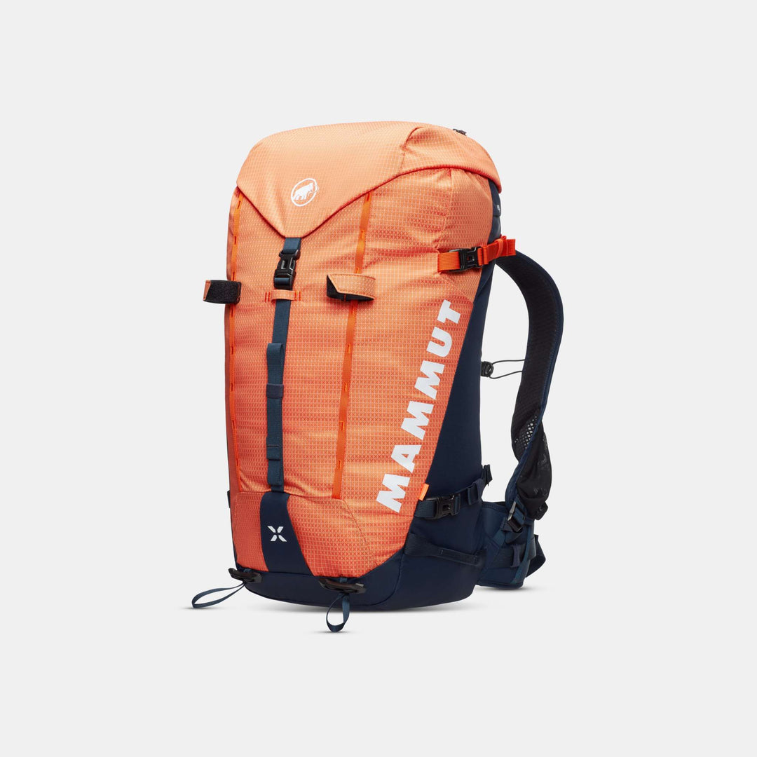Mammut Trion 38 Arumita/Marine - vista principale a tre quarti