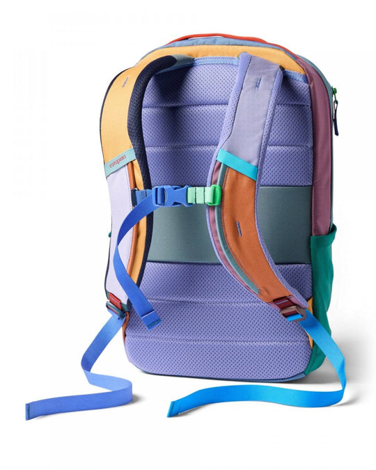 Zaino Allpa 18L Daypack resistente e organizzato con tasca imbottita per laptop e porta borraccia, ideale per pendolari e viaggiatori.