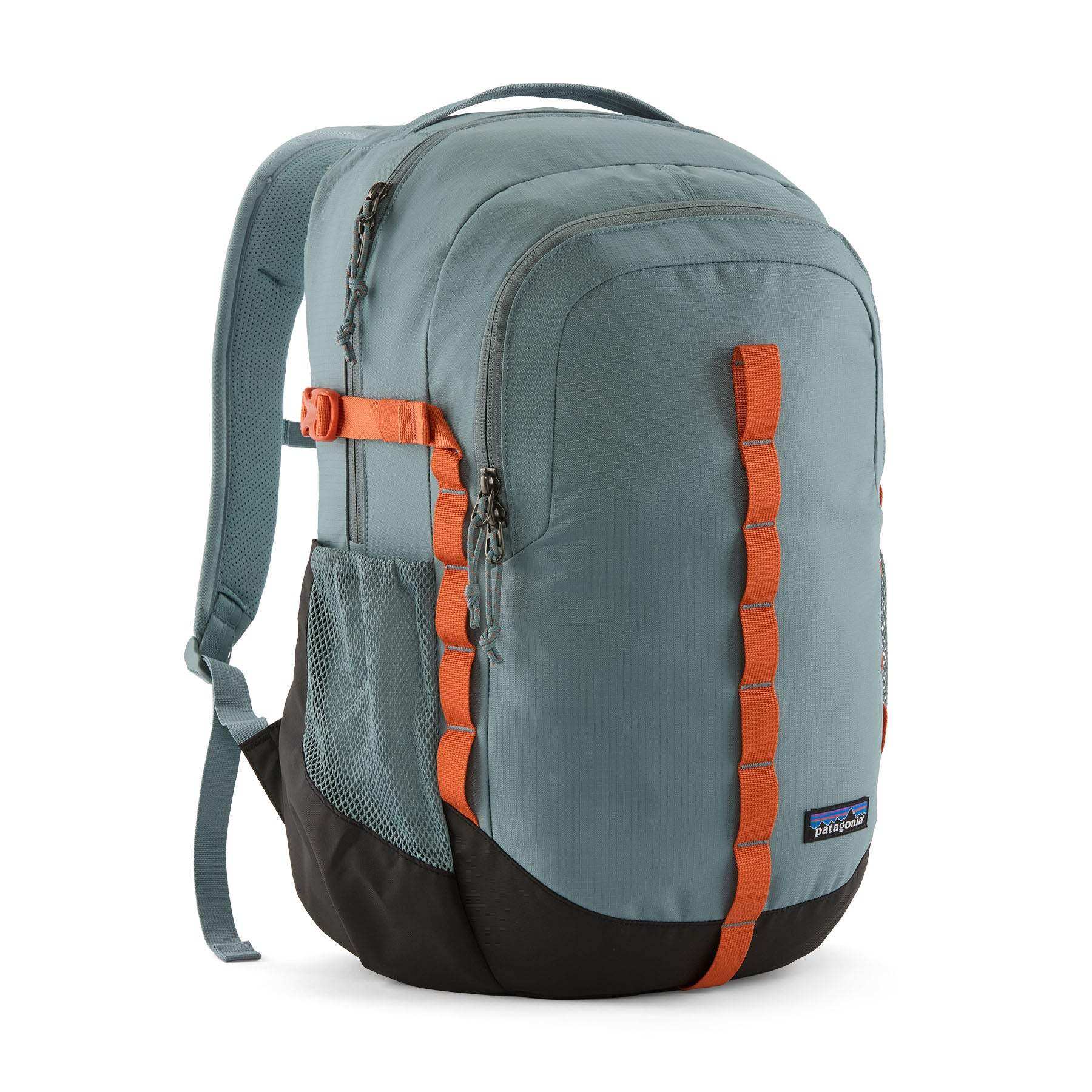 Refugio Day Pack 26L zaino in poliestere riciclato con custodia laptop 15", trattamento DWR senza PFC, clip luce bici e sistema idratazione, Fair Trade Certified.