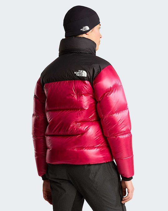 The North Face W Summit Nuptse Jacket NF0A8H3E UL2, TNF Black/Lali Guran - indossata, vista posteriore
