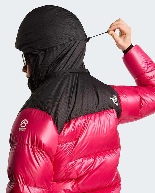 The North Face W Summit Nuptse Jacket NF0A8H3E UL2, TNF Black/Lali Guran - regolazione del cappuccio