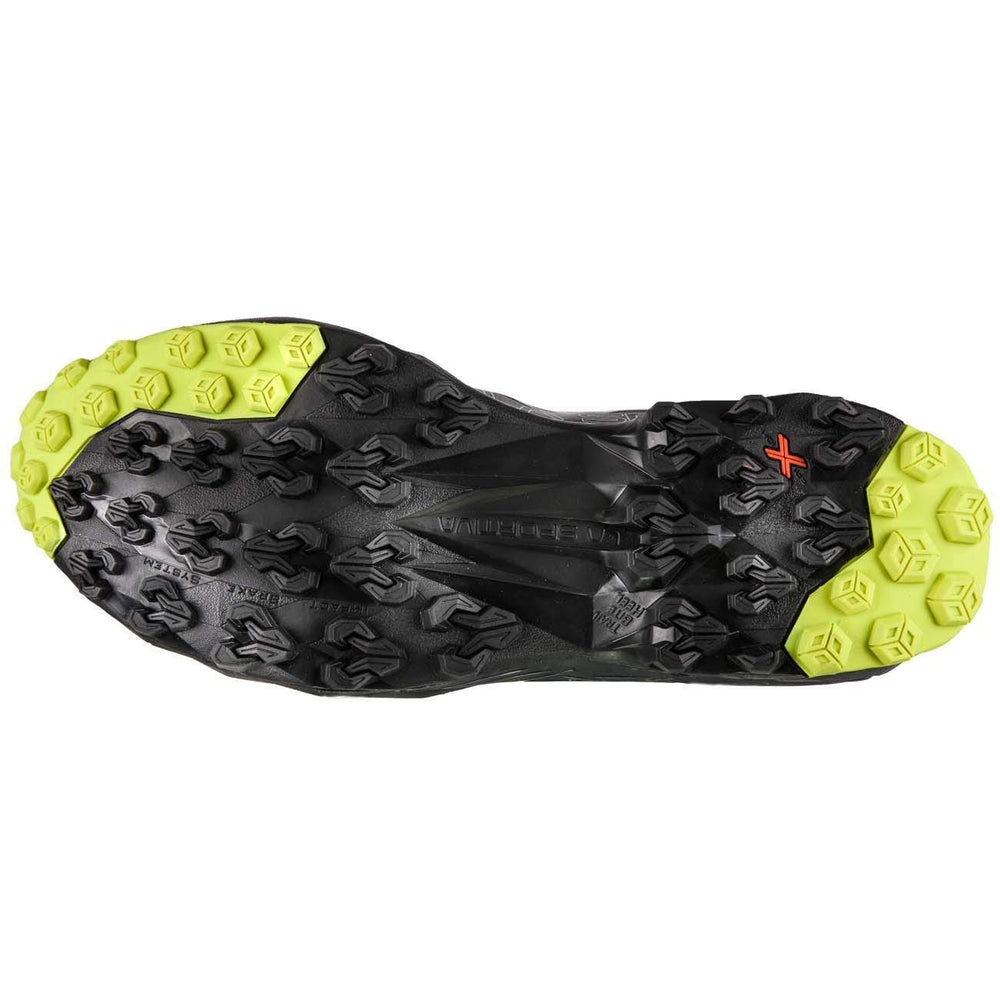 Sole of Akyra Gtx winter running shoe with FriXion XT technology.