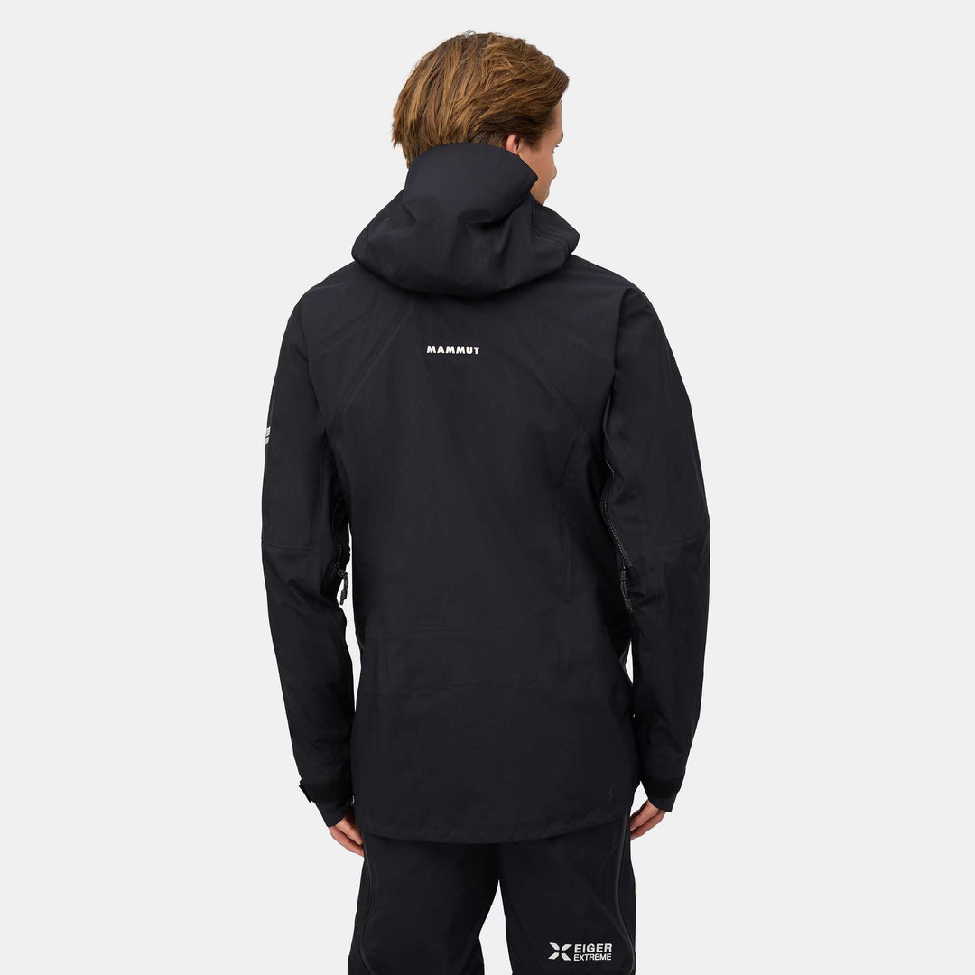 Mammut Eiger Nordwand Pro HS Hooded Jacket Men Black – indossata, vista posteriore