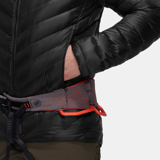 Mammut Broad Peak In Hooded Jacket Men - Black - dettaglio tasca compatibile con imbrago