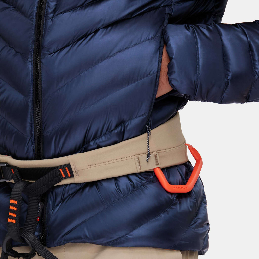 Mammut Broad Peak In Hooded Jacket Men - Marine/Black - dettaglio tasca compatibile con imbrago