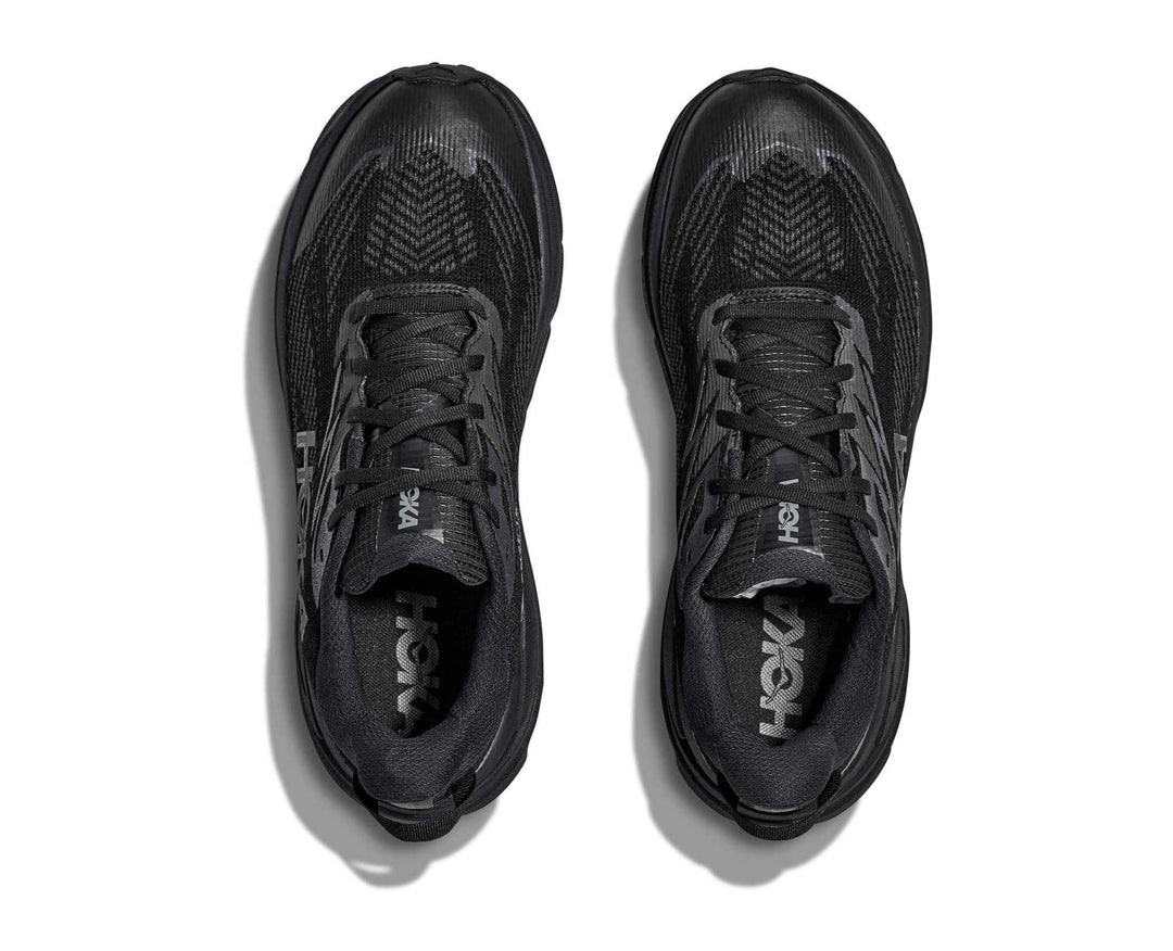 HOKA Challenger 8 Gtx uomo Black/Carbon Black, vista dall’alto della coppia