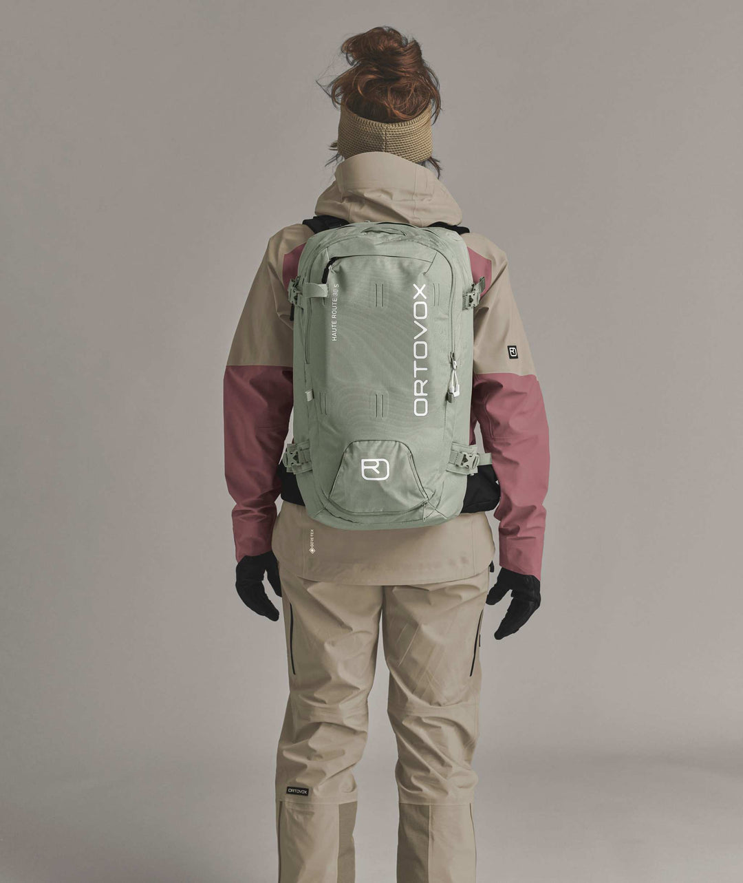 Ortovox Haute Route 30 S Green Sage, indossato, vista posteriore