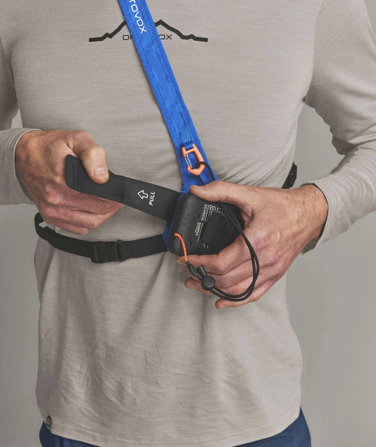 Ortovox Focus Voice Safety Blue, sistema di trasporto indossato