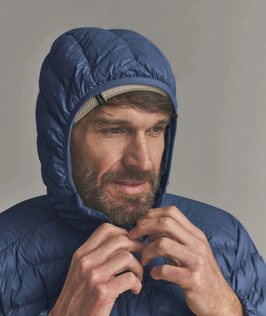Ortovox Downwool 180 Hooded Jacket M Blue Nunatak: dettaglio del cappuccio indossato