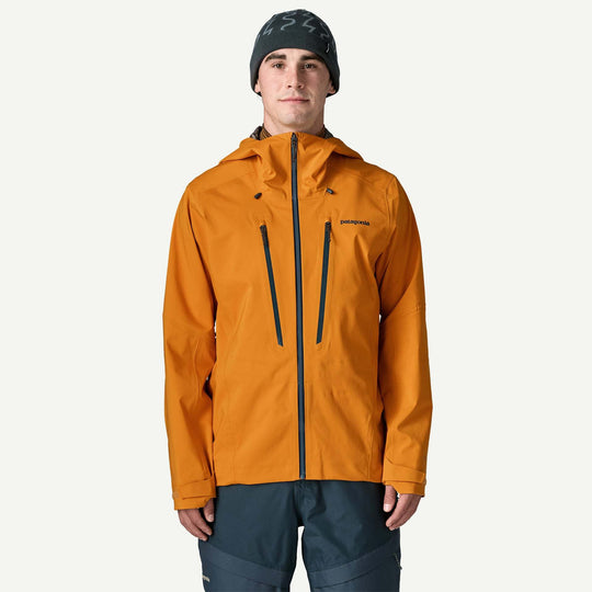 Patagonia Stormstride Jacket Autumn Orange: indossata, vista frontale